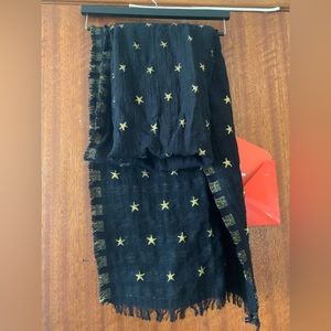 Very large Zara scarf with stars.